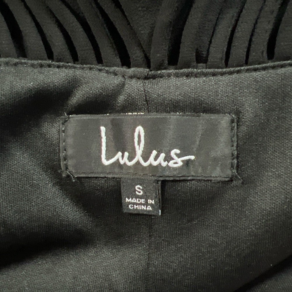 Lulus EC stunning black dress. Size small - Picture 2 of 6
